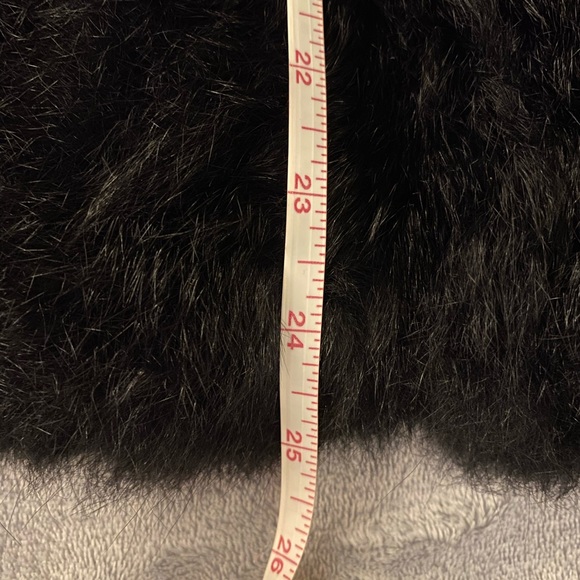 Fur Vest ⭐️Host Pick⭐️ - Picture 8 of 8